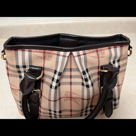 Burberry Small Northfield Tote - Picture 8 of 9